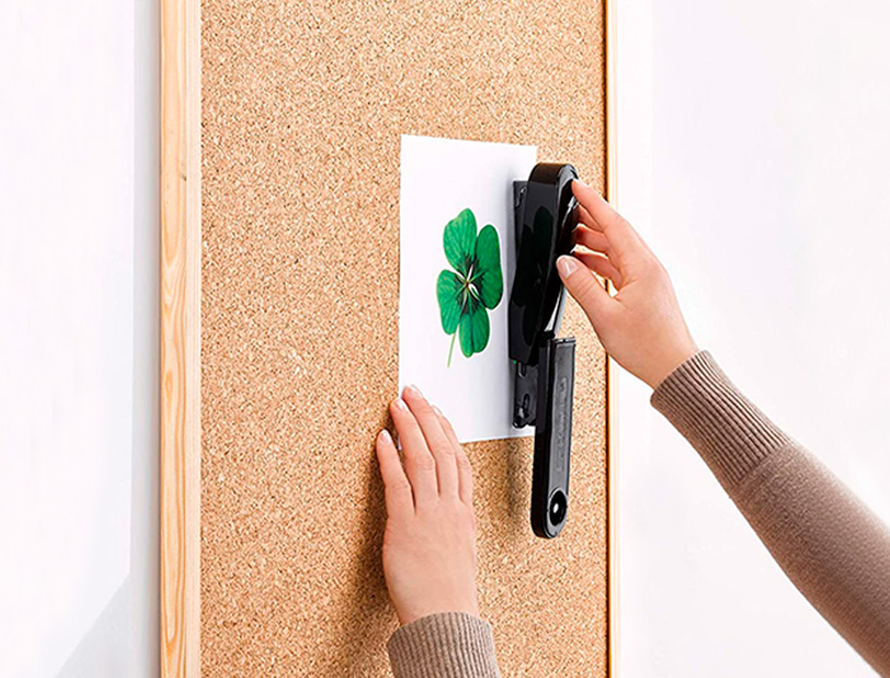 NOVUS DAHLE - Grapadora novus b4 plastico abs reciclado capacidad 40 hojas usa grapas 24/6-8 y 26/6-8 color negro (Ref. 020-1932)