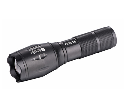 Q-CONNECT - LINTERNA TELESCOPICA ALUMINIO MODO ALUMBRADO ALTO MEDIO BAJO ESTROBOSCOPIO SOS APAGADO 3 PILAS AAA (Ref.KF18748)